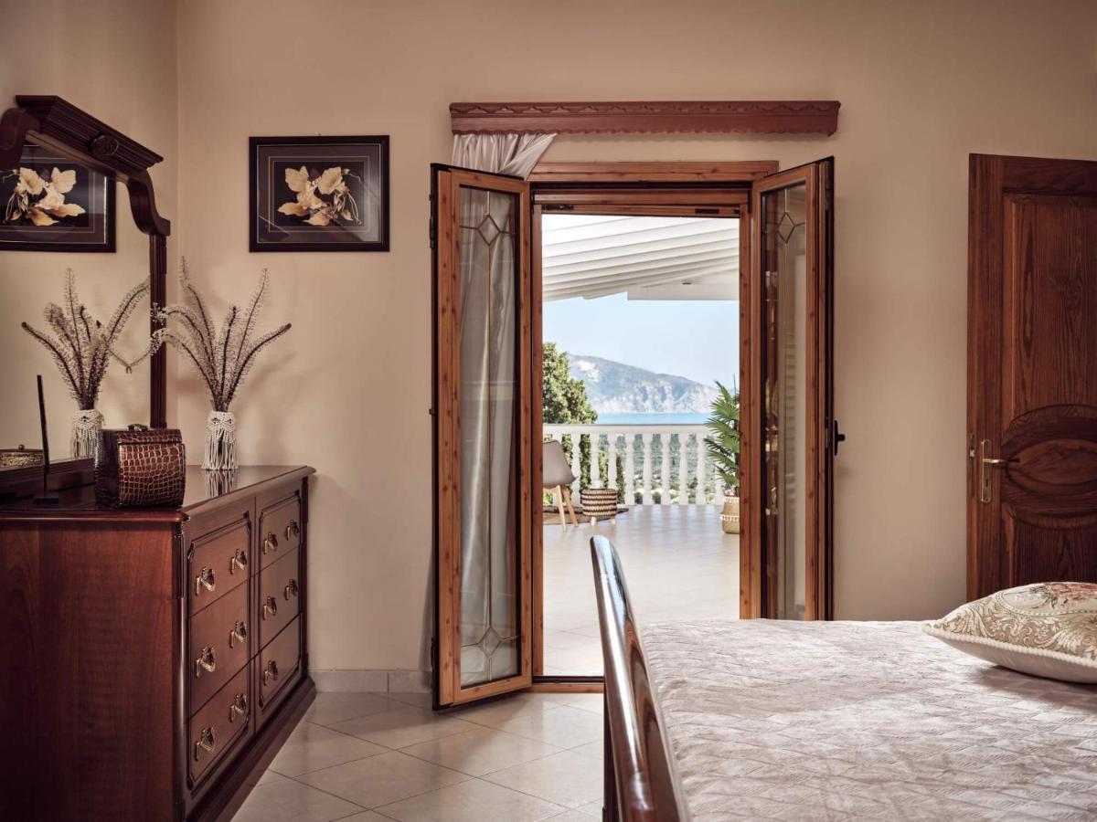 Balcony Lithakia (Zakynthos)