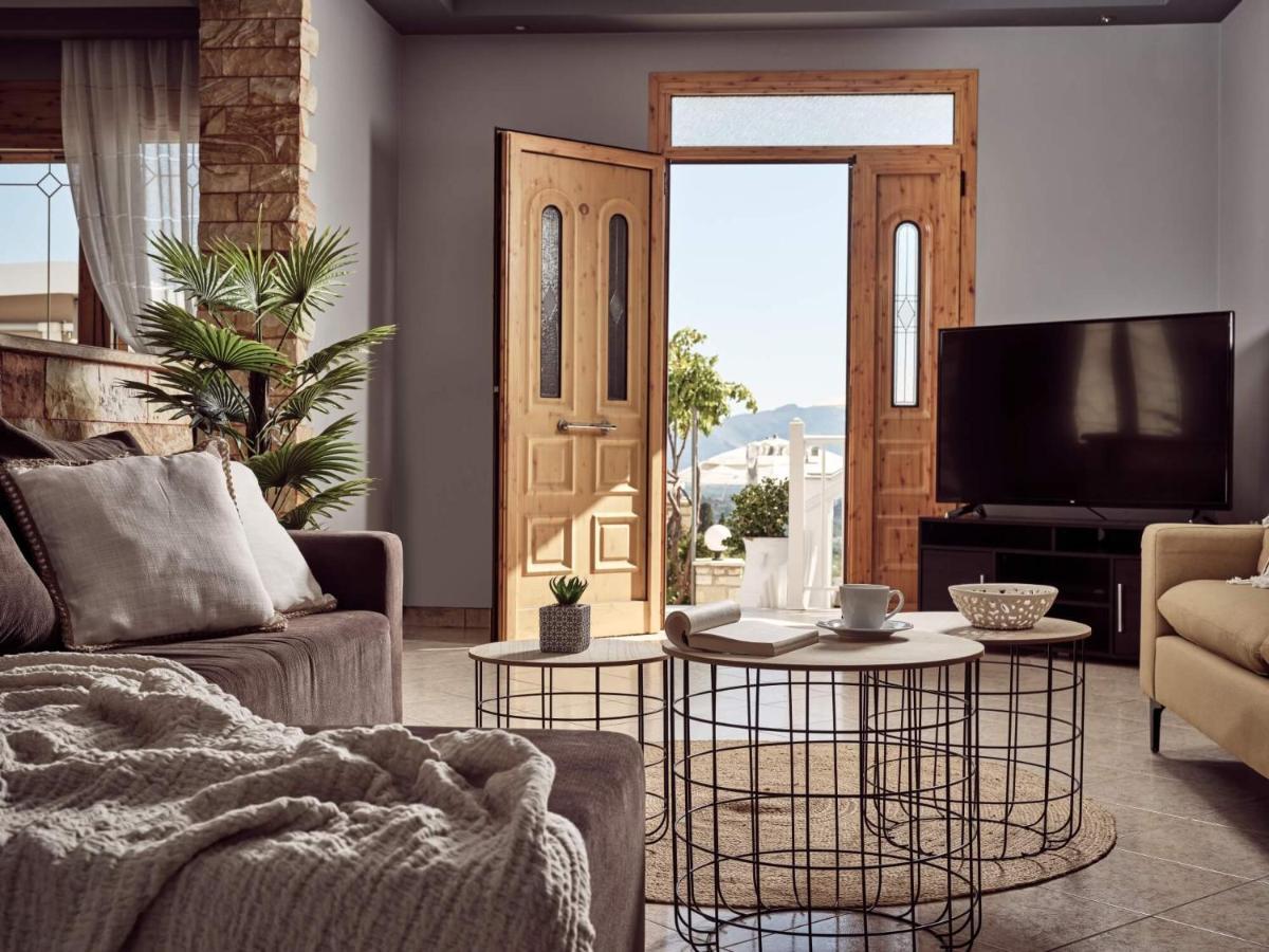 Balcony *